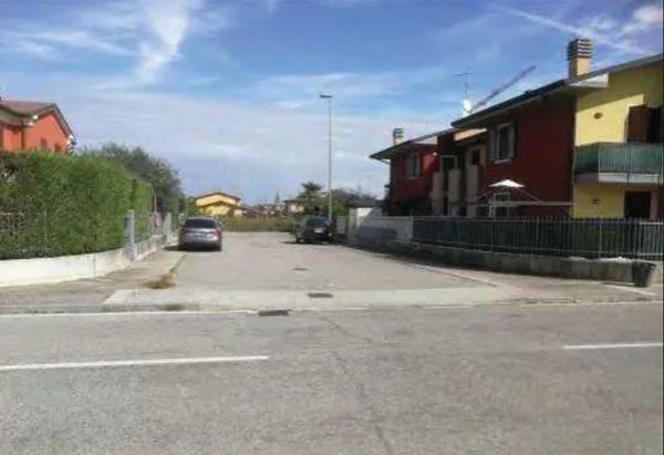 terreno agricolo in vendita ad Oppeano