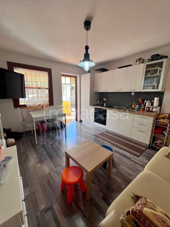 casa indipendente in vendita ad Oppeano