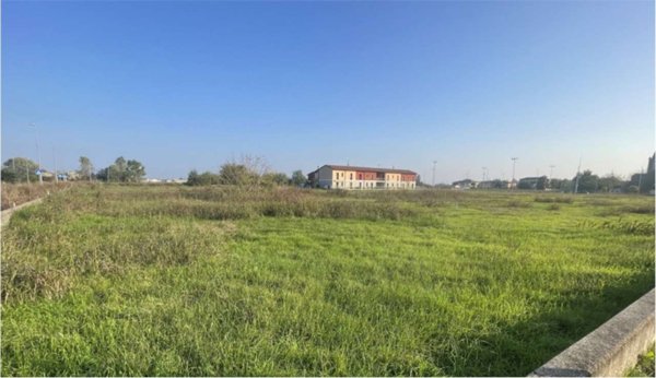 terreno edificabile in vendita ad Oppeano in zona Mazzantica