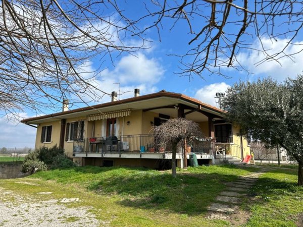casa indipendente in vendita ad Oppeano