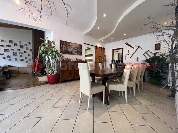 casa indipendente in vendita ad Oppeano in zona Mazzantica