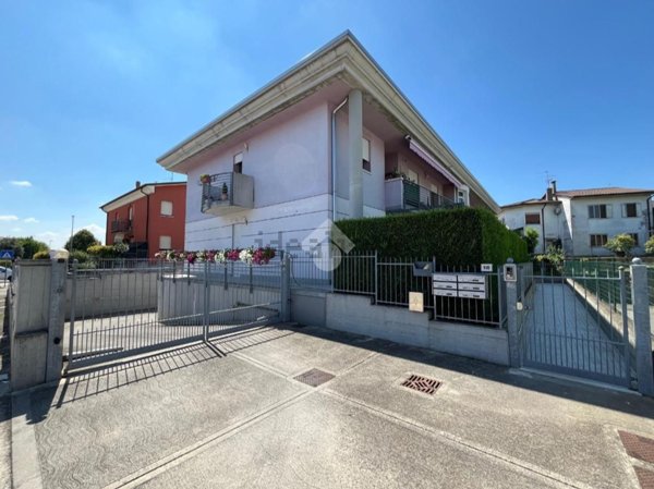 appartamento in vendita ad Oppeano