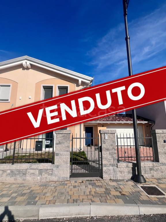 casa indipendente in vendita ad Oppeano