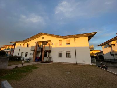 appartamento in vendita ad Oppeano in zona Vallese