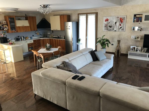 casa indipendente in vendita ad Oppeano