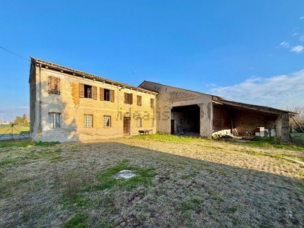 casa indipendente in vendita ad Oppeano in zona Ca' degli Oppi
