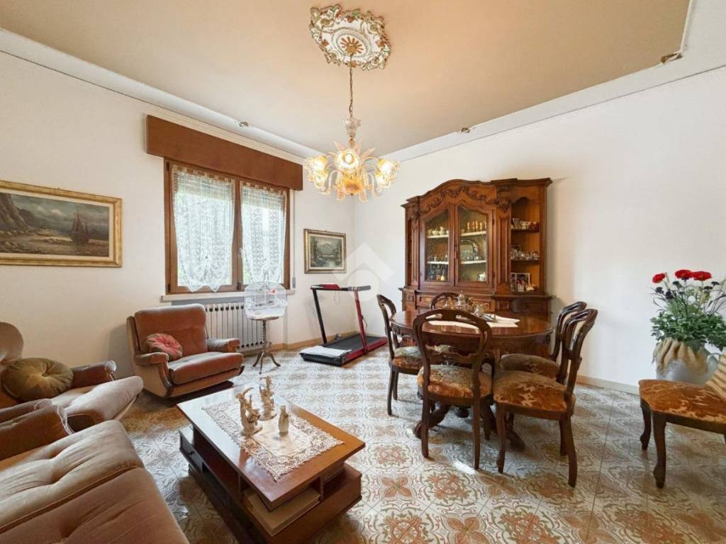 casa indipendente in vendita ad Oppeano