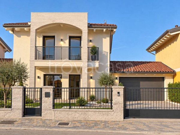 casa indipendente in vendita ad Oppeano