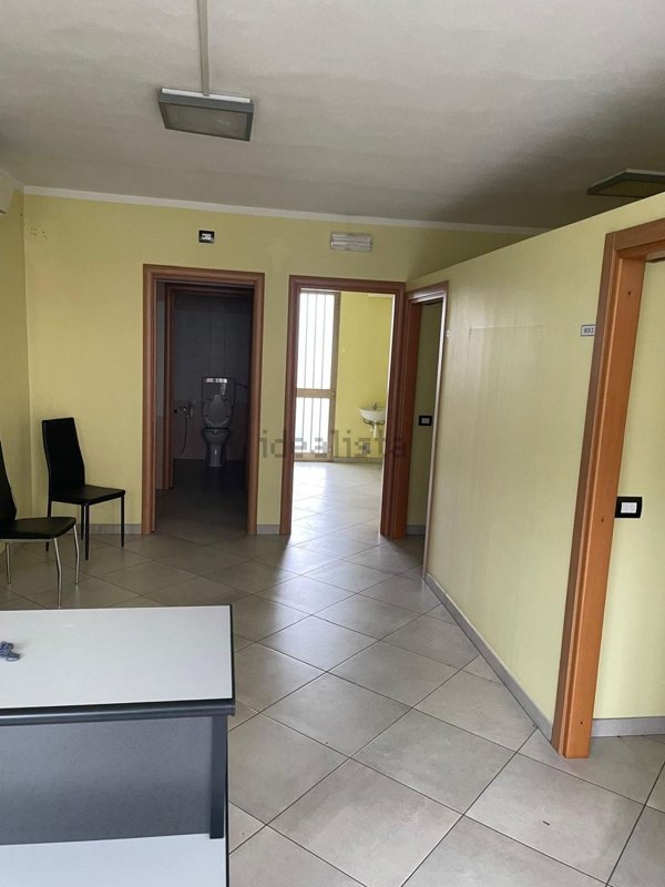 locale commerciale in vendita ad Oppeano