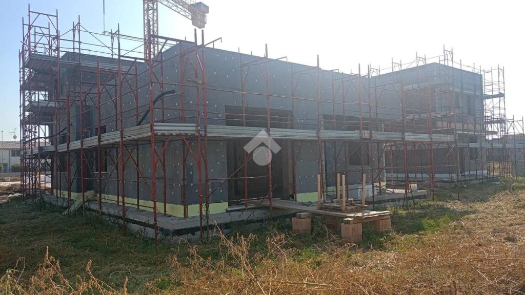 casa indipendente in vendita ad Oppeano