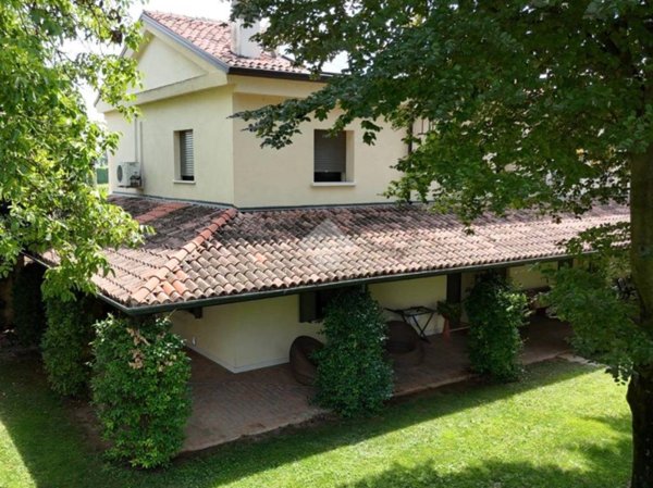 casa indipendente in vendita ad Oppeano