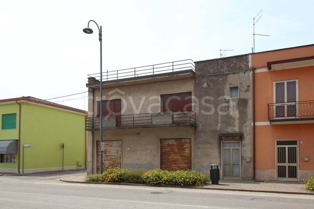 casa indipendente in vendita a Palù