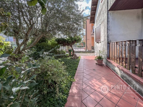casa indipendente in vendita a Palù