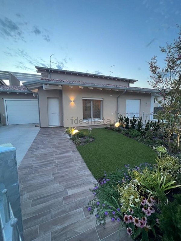 casa indipendente in vendita a Palù