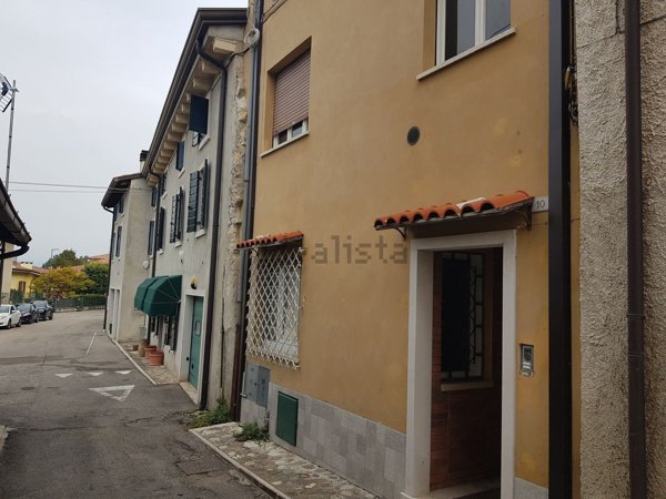 appartamento in vendita a Pastrengo