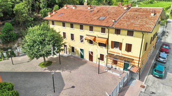 appartamento in vendita a Pastrengo