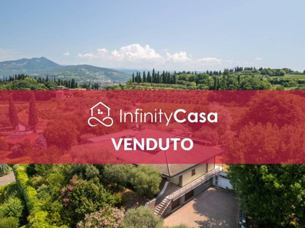 casa indipendente in vendita a Pastrengo
