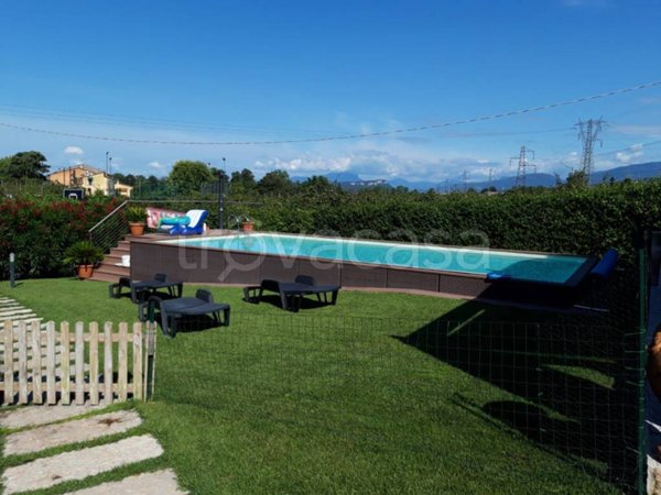 casa indipendente in vendita a Pescantina