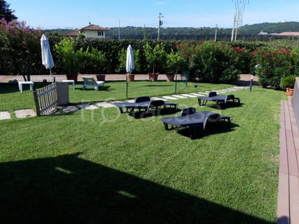 casa indipendente in vendita a Pescantina