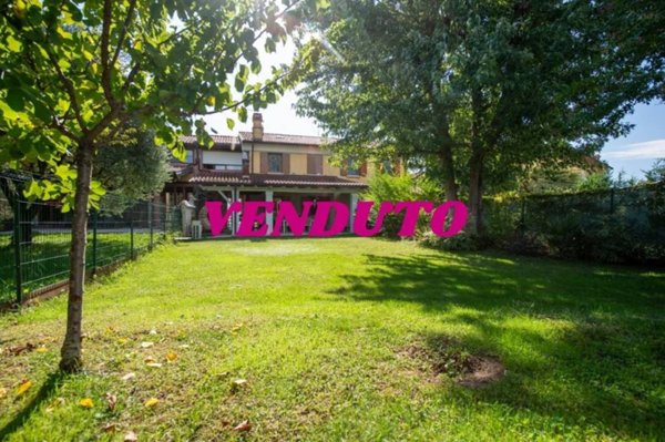 casa indipendente in vendita a Pescantina in zona Settimo
