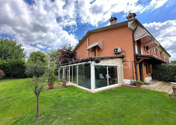 casa indipendente in vendita a Pescantina in zona Settimo