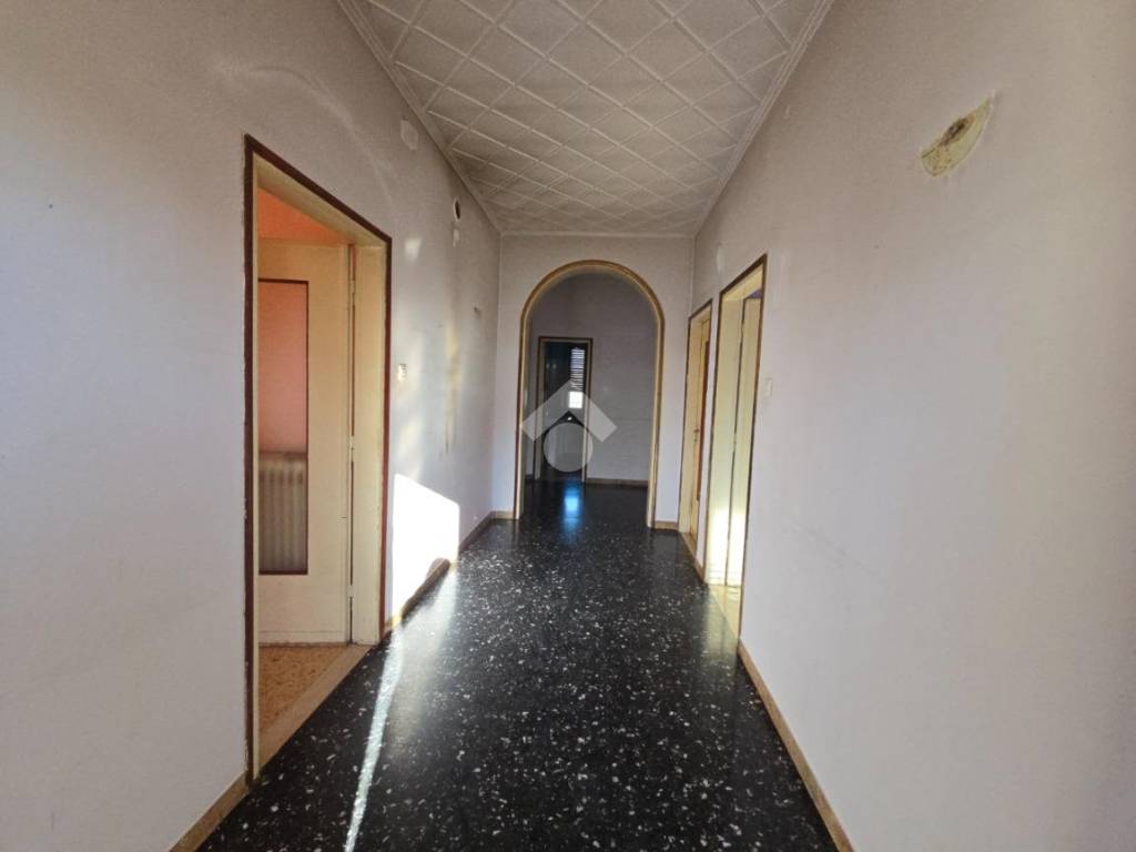 casa indipendente in vendita a Pescantina