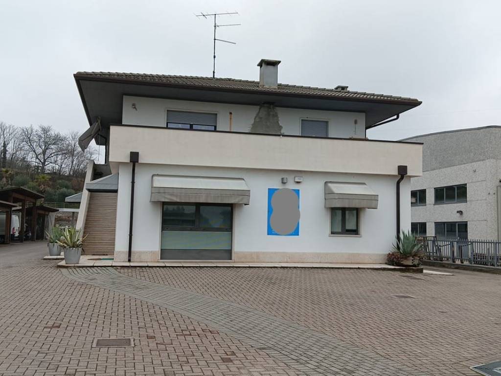 appartamento in vendita a Pescantina