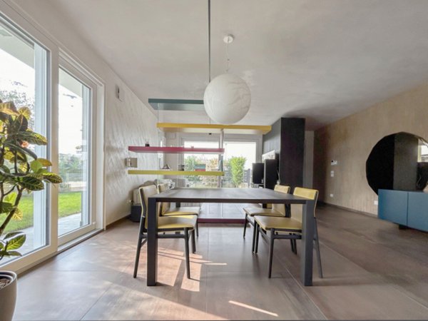 casa indipendente in vendita a Pescantina in zona Ospedaletto
