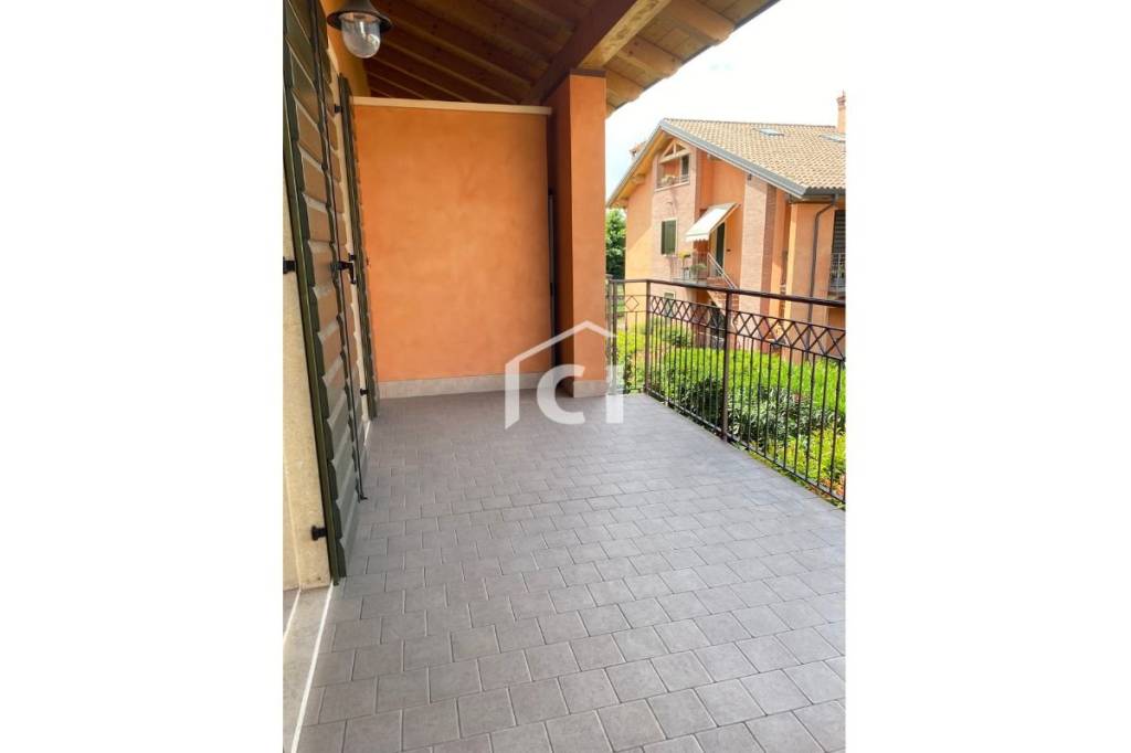 appartamento in vendita a Pescantina in zona Settimo