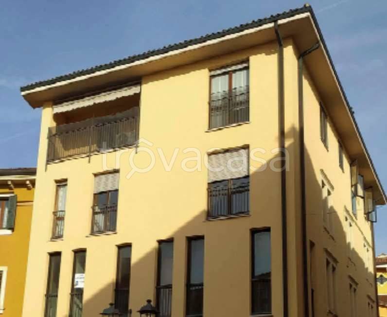 ufficio in vendita a Pescantina