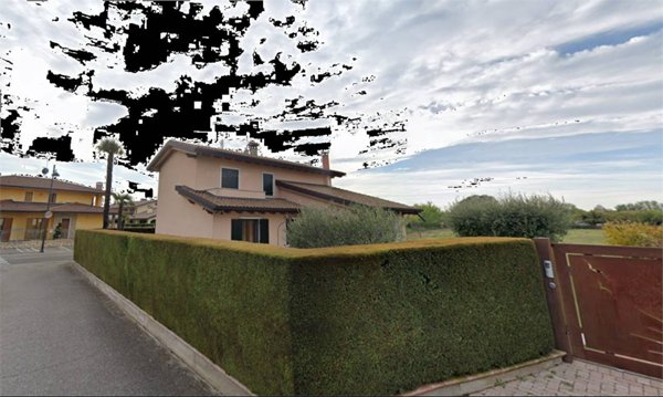 casa indipendente in vendita a Pescantina
