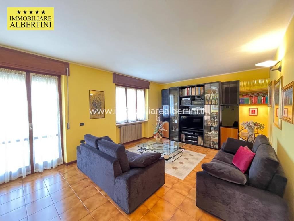 appartamento in vendita a Pescantina