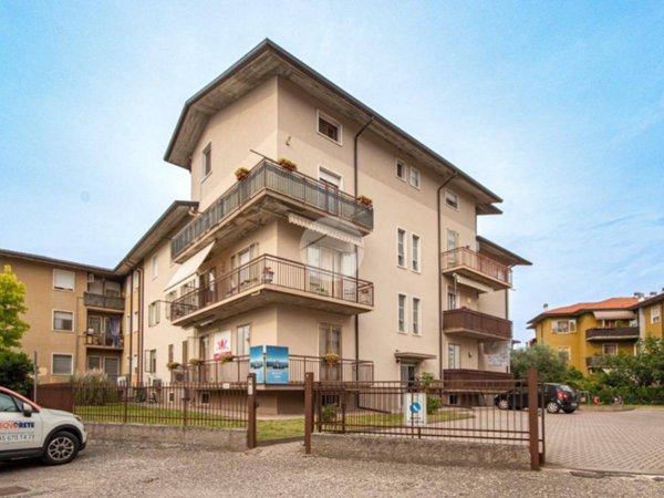 appartamento in vendita a Pescantina in zona Ospedaletto