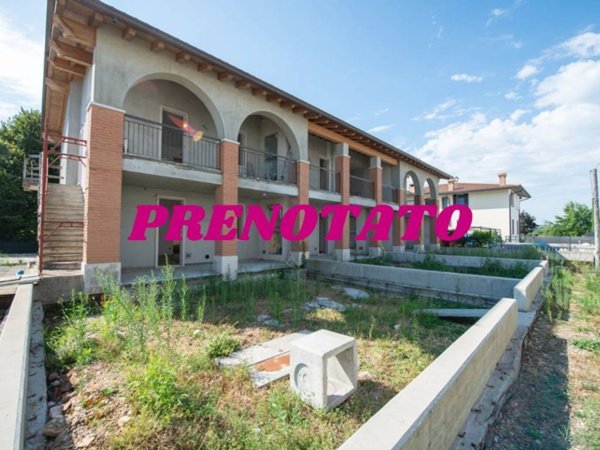 appartamento in vendita a Pescantina in zona Ospedaletto