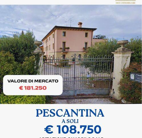 casa indipendente in vendita a Pescantina
