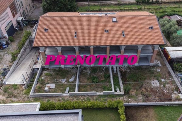 appartamento in vendita a Pescantina in zona Ospedaletto