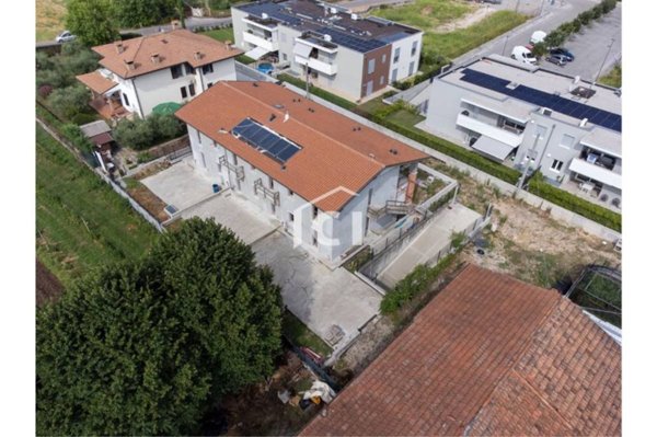 appartamento in vendita a Pescantina in zona Ospedaletto