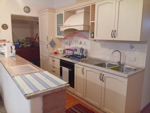 casa indipendente in vendita a Pescantina