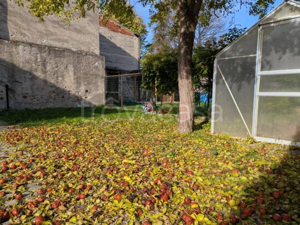 casa indipendente in vendita a Pescantina