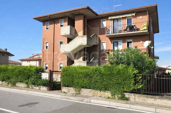 appartamento in vendita a Pescantina in zona Ospedaletto