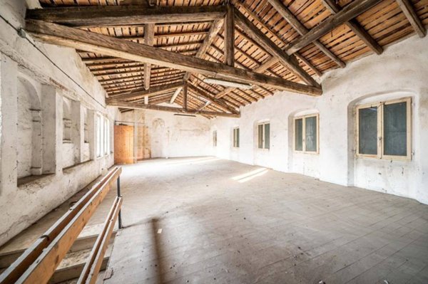 casa indipendente in vendita a Pescantina