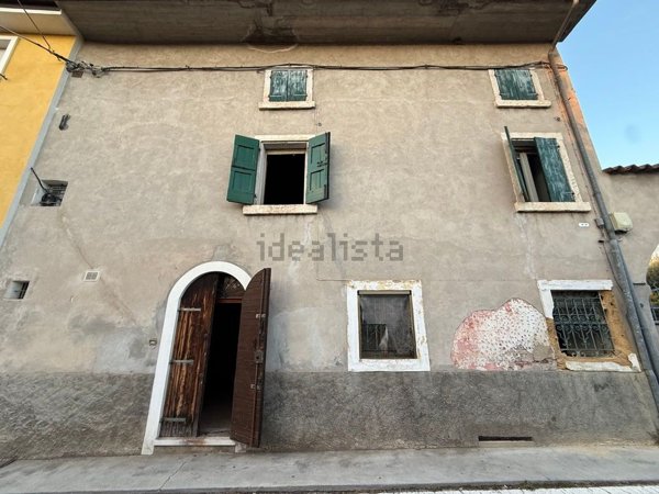 casale in vendita a Pescantina