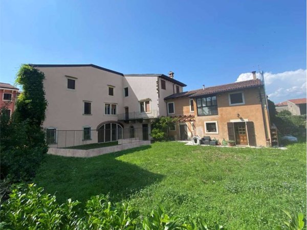 appartamento in vendita a Pescantina