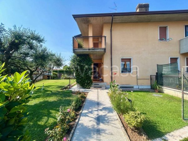 casa indipendente in vendita a Pescantina in zona Ospedaletto