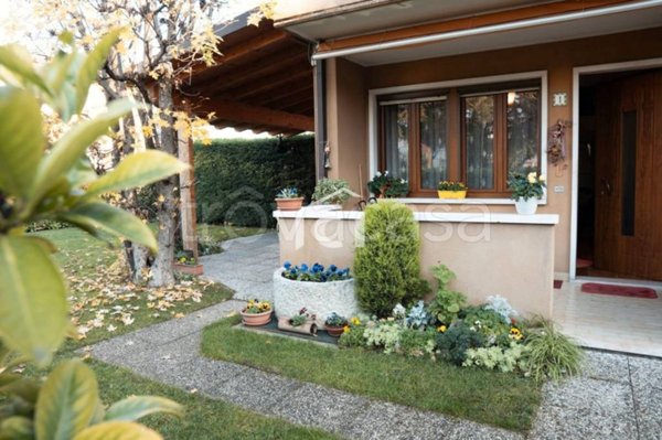 casa indipendente in vendita a Pescantina in zona Balconi