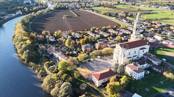casa indipendente in vendita a Pescantina