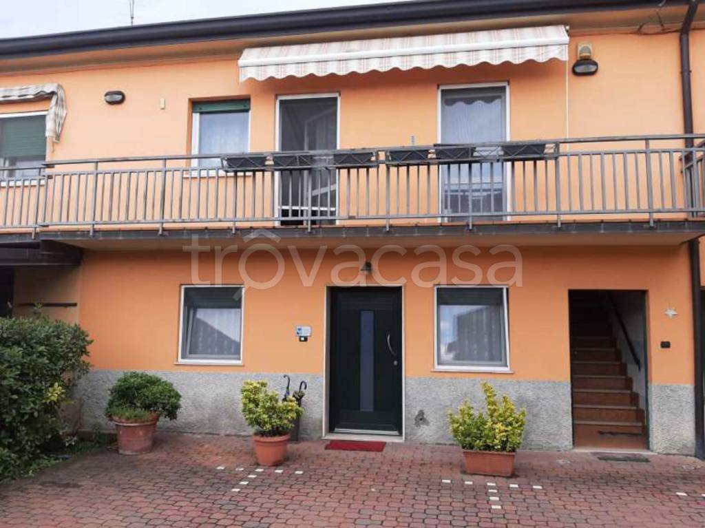 appartamento in vendita a Pescantina in zona Balconi