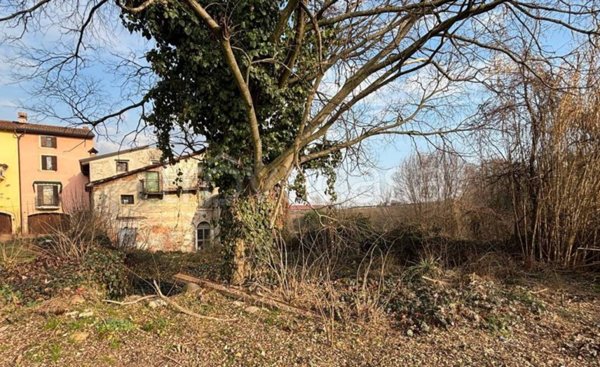 casa indipendente in vendita a Pescantina