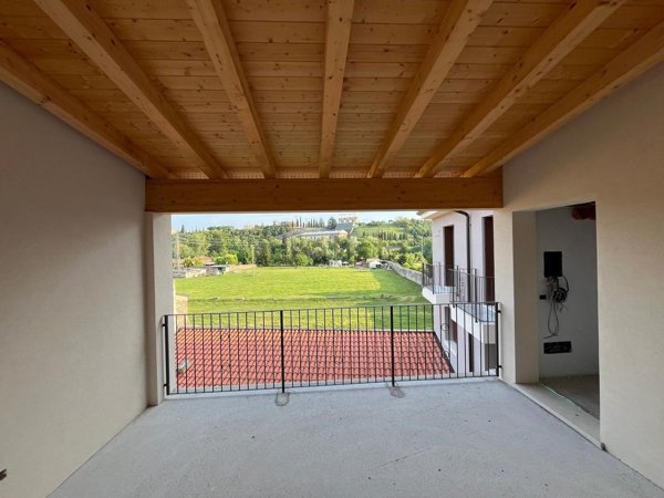 appartamento in vendita a Pescantina in zona Arcè