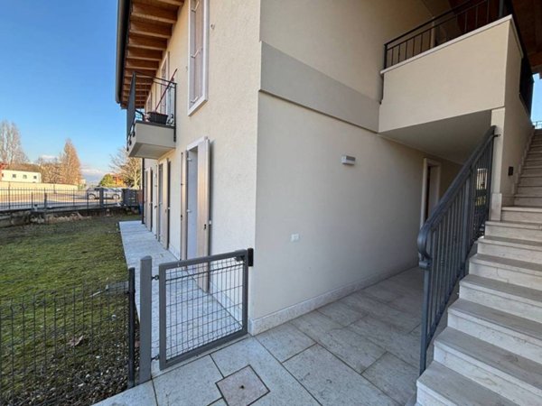 appartamento in vendita a Pescantina in zona Ospedaletto